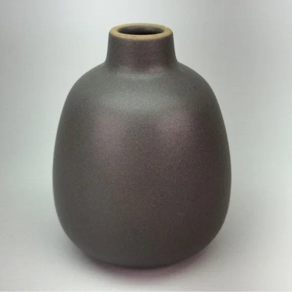 Heath Pottery Ceramic Bud Vase - Picture 1 of 7